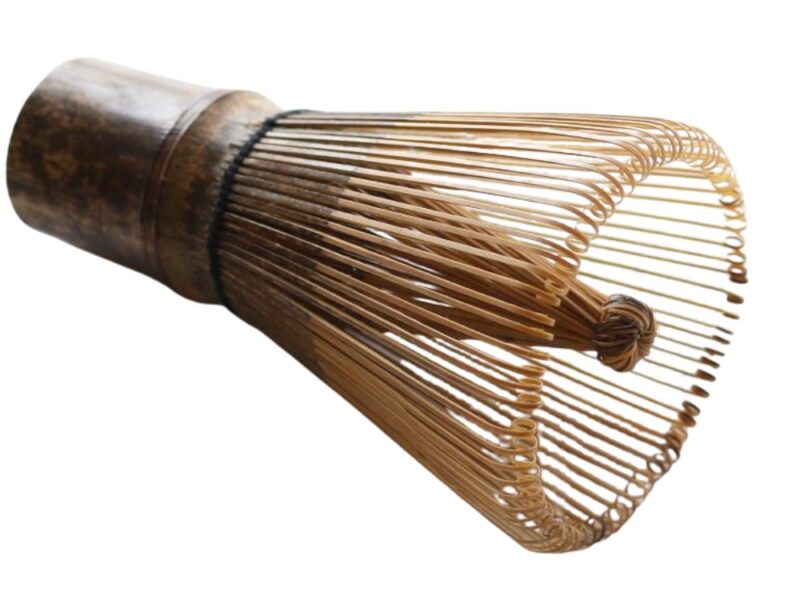 100-prong purple bamboo matcha whisk