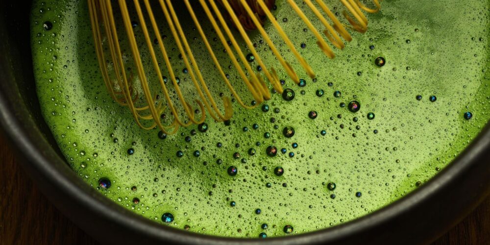 caffeine and L-theanine - matcha and l-theanine - how to spot fake matcha