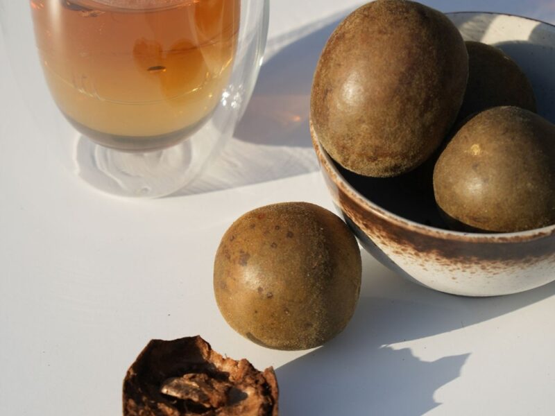 monk fruit tea Luo Han Guo - featured image - what is monk fruit tea