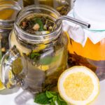 featured image - how to cold brew tea at home