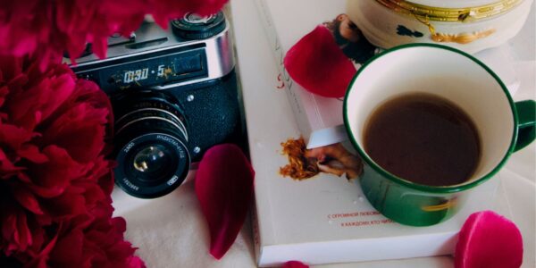 15 Best Youtube tea channels to follow - featured image
