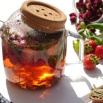 Green tea Strawberry cold brew recipe-green tea strawberry cold brew-strawberry cold brew tea recipe-how to make strawberry green tea recipe-cold brew green tea recipe-fruit infused iced tea