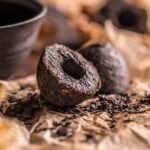 Tea Myths only connoisseurs notice- the truth behind aging tea