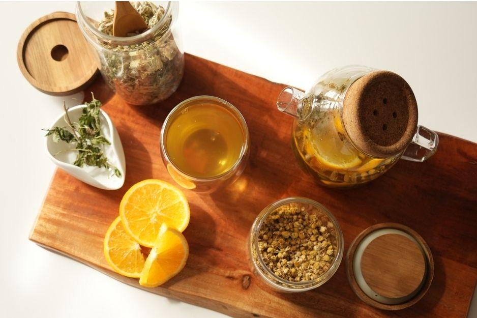Anti-anxiety, herbal tea blend, anti-anxiety herbal tea recipe, Greek mountain tea stress relief, lemon balm and chamomile tea, natural stress relief tea