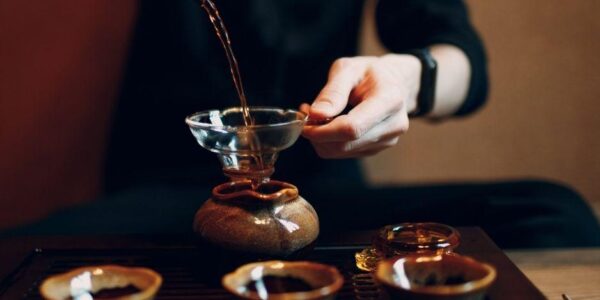 How to make a cup of tea, how to make tea, how do you make tea, perfect cup of tea, how to prepare a cup of tea, cup of tea, how to make tea in a cup, milk in tea first, milk or tea first, tea or milk first, milk first in tea, milk first or tea first, milk in first or tea in first