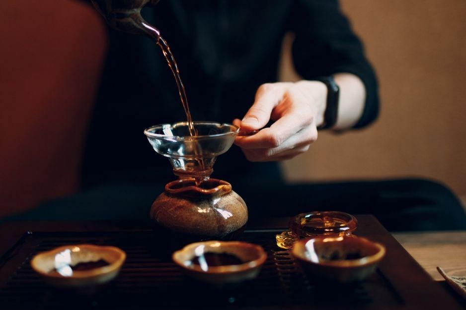How to make a cup of tea, how to make tea, how do you make tea, perfect cup of tea, how to prepare a cup of tea, cup of tea, how to make tea in a cup, milk in tea first, milk or tea first, tea or milk first, milk first in tea, milk first or tea first, milk in first or tea in first