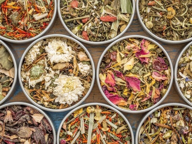 how to pair herbal flavours, herbal flavour pairing, herb flavour profiles, tea flavour pairing, how to blend herbal tea, herbal tea combinations, flavour pairing for herbs, how to blend herbs for flavour