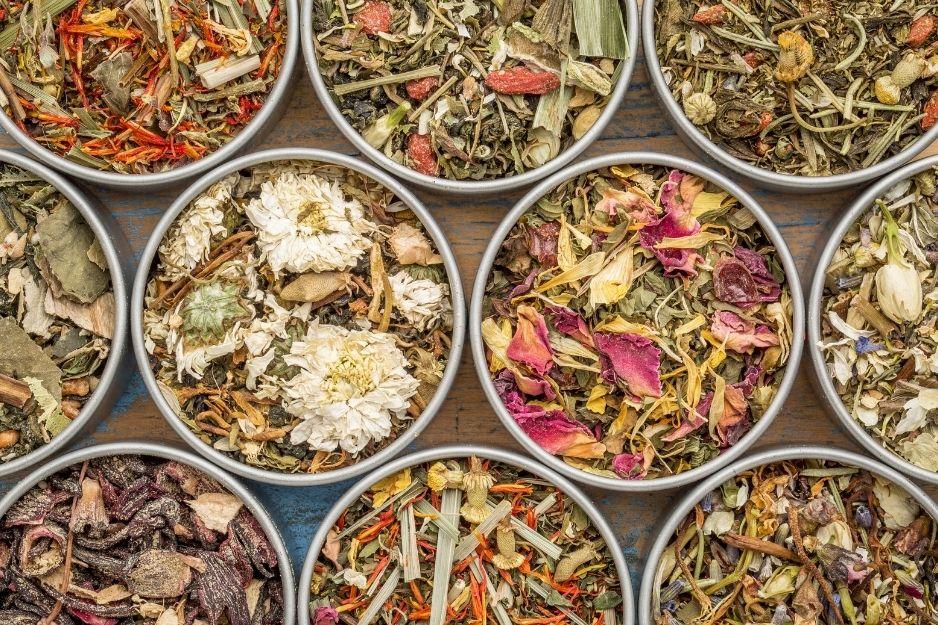 how to pair herbal flavours, herbal flavour pairing, herb flavour profiles, tea flavour pairing, how to blend herbal tea, herbal tea combinations, flavour pairing for herbs, how to blend herbs for flavour